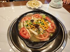 -乡土特色.冷锅鱼.牦牛肉火锅
