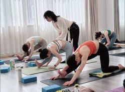 -亚太瑜伽普拉提学院