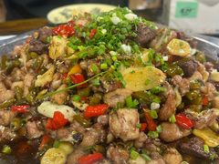 -廖哥泡椒兔(峨眉店)