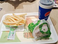 -德克士(崂山百货店)