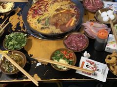 -黄潇洒老火锅(九眼桥宏济巷店)