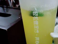 -金色印象·4K影院式足体养生(杨家坪西郊店)