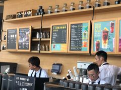-星巴克臻选(成都环球乐天店)