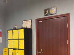 -不倒翁实景剧情密室逃脱(光明凤凰城站店)