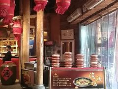 大堂-老滇山寨•云南特色菜•地方菜•民族风情歌舞表演(金碧店)