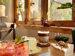 -In Cafe隐食研室