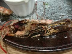 虾是黑的，肉脱壳-HELLO 27 意面·沙拉·帕尼尼