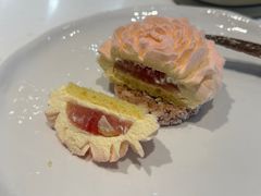 -潮一不贰·法式甜品·生日蛋糕·西式简餐(外滩店)