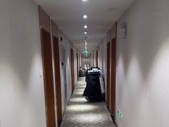 -乐途酒店·优选(鼓楼地铁站店)