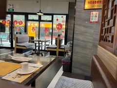 -黄记煌三汁焖锅(名泉广场店)