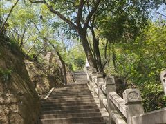 -灵岩山风景区