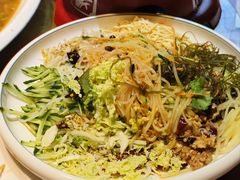 -老码头黑皮肘子锅包肉熏酱水饺(文政街店)