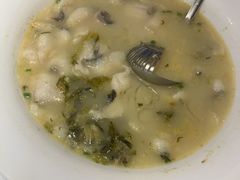 -严记小天府酸菜鱼(西四路店)