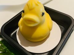 小黄鸭-海底捞火锅(新松江路店)