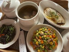 -臻儿屿月子会所(茶山店)