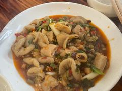 藿香肥肠-茅屋大酒店