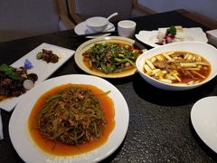 -万重锦·人文川菜馆(骡马市店)