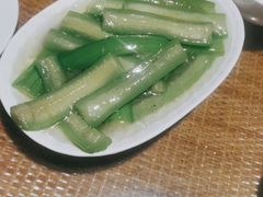 -渝信川菜 · 川味家常菜(长安店)