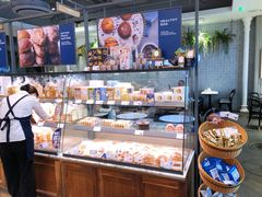 面包甜点陈列柜-巴黎贝甜(凯德MALL望京店)
