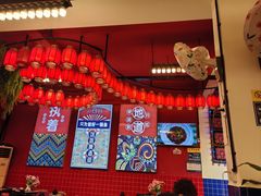 -刘姐啤酒鱼民族演艺餐厅(西街总店)