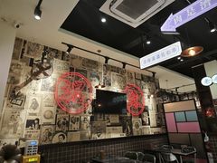 -何妹湿辣牛肉·粤式烧烤砂煲(桂雅路店)