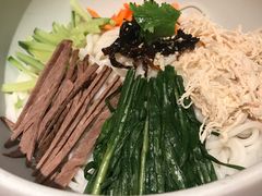 -云海肴·汽锅鸡·云南菜(天山百盛优客店)