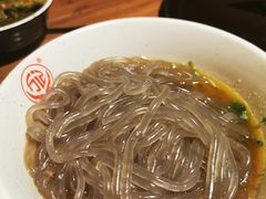 万记特色酸辣粉-万记麻辣烫国展总店