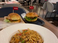 -必胜客(远大路店)