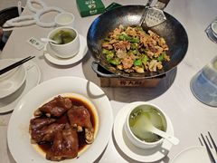-费大厨辣椒炒肉(黄兴中心广场店)