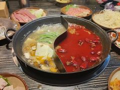 -冯校长老火锅(中联广场店)