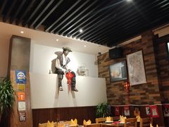 大堂-申德勒加油站餐厅(三里屯北小街店)