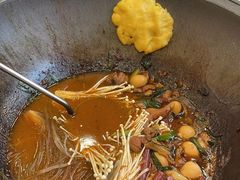 -鲁员外地锅鸡地锅鱼(古墩路店)