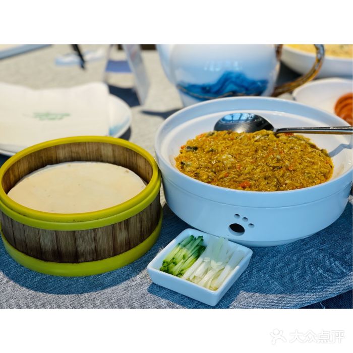 绿波廊(豫园店)清炒蟹粉包饼图片