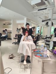 -SALON DE VANHADA