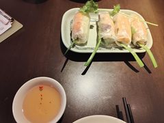 -大头虾越式风味餐厅(光明广场店)