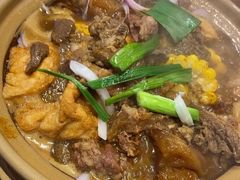 牛腩牛筋煲-沙胆彪炭炉牛杂煲(上海日月光广场店)