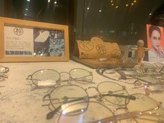 -Trend1881视光·蔡司视觉(领展广场店)