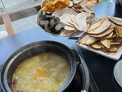 -野菌皇海景野生菌火锅(滨海大道店)