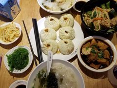 -凤起龙游老面包子(凯德晶品店)