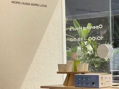 -HUGS coffee(东区店)