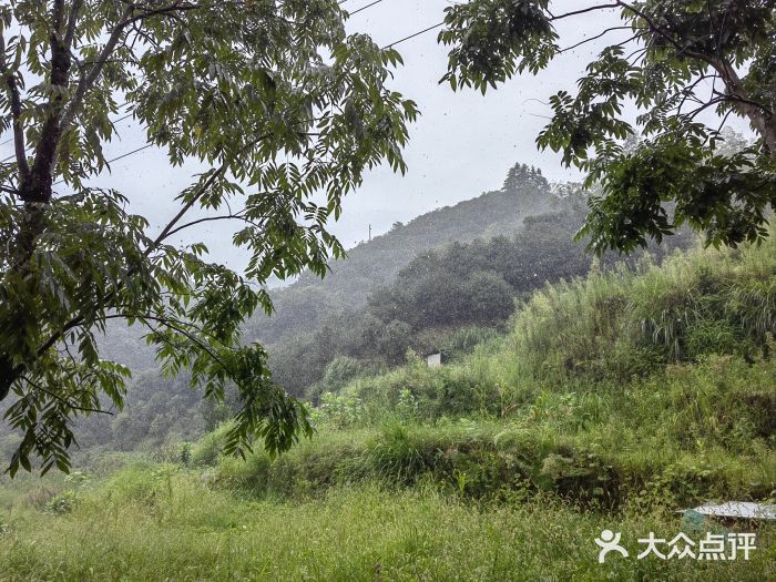 篁岭石门峡图片