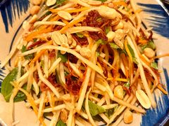 -Cuc Gach Quan Restaurant