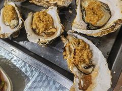 -蚝哥花姐湛江烤生蚝(美丽湾市场店)