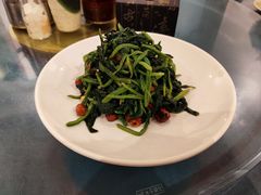 果仁菠菜-老高家饺子馆