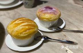 Crispy Skin Double-Yolk Custard