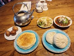 -蒙亨·手把肉·蒙古包文化主题餐厅(天恒广场店)