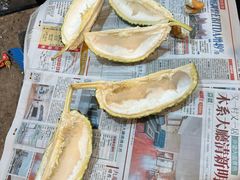 -油麻地果栏