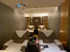 -金色印象·4K影院式足体养生(杨家坪西郊店)