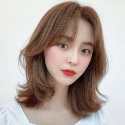 -变画·发型STUDIO