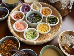 -包整·丝娃娃(一览甲秀楼风景店)